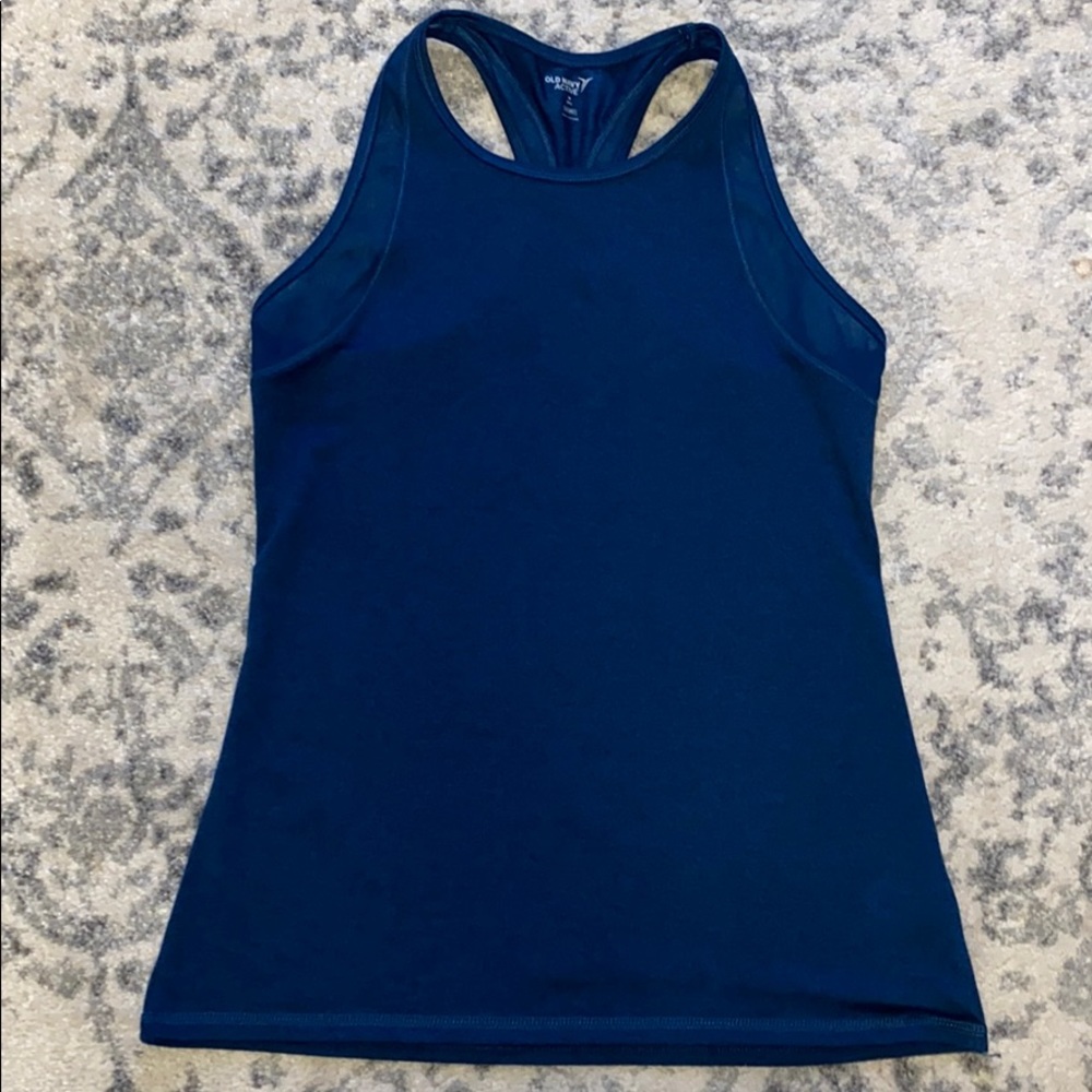 Old navy active tank